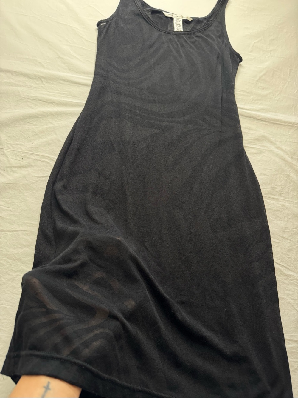 Diane Von Furstenberg - Sheer Zebra Pattern Black Sleeveless Bodycon Dress - Picture 7 of 9